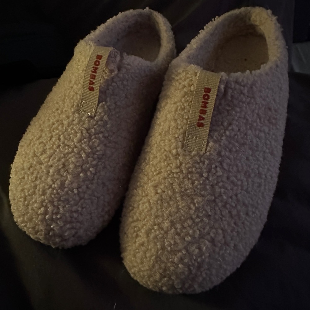 Bombas Sunday Slippers Size 9